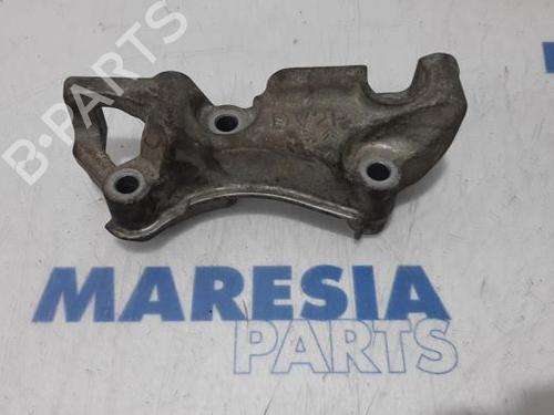 Used Gearbox mount PEUGEOT 308 II (LB_, LP_, LW_, LH_, L3_) 1.6 BlueHDi 120 (120 hp) 31468989