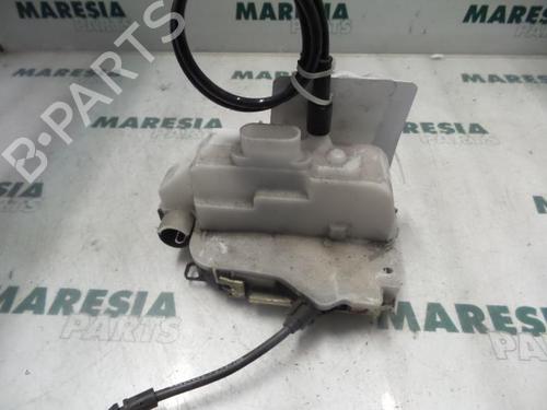 electronic-module-renault-megane-ii-estate-km01_-2003-2004-2005-2006-2007-2008-2009-2010-2011-2012-31498285 main image