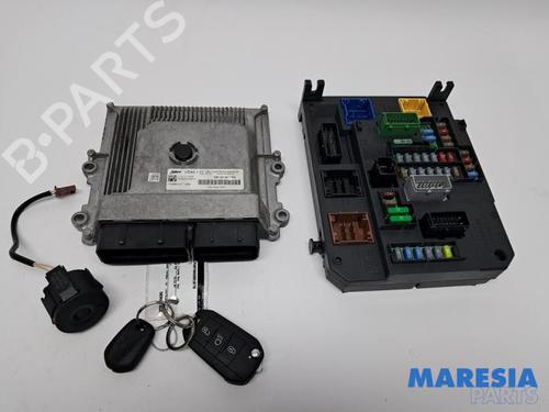 Used Engine control unit (ECU) PEUGEOT 308 II (LB_, LP_, LW_, LH_, L3_) 1.2 THP 130 (131 hp) 31510756