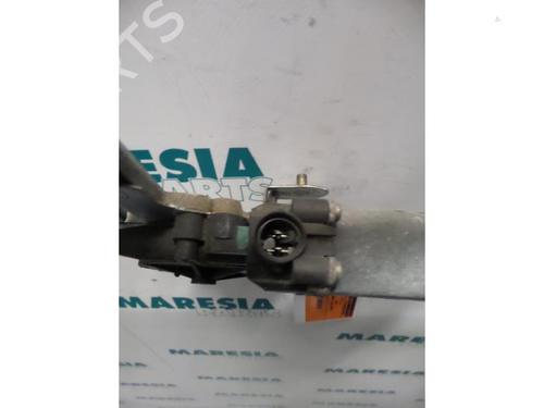 Rear right window mechanism RENAULT LAGUNA II Grandtour (KG0/1_) 1.8 16V (KG0B, KG0M) | BP31510832C25