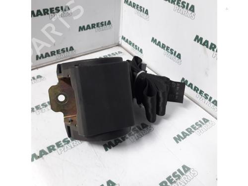 Used Rear right seatbelt RENAULT TWINGO I (C06_) 1.2 (C066, C068) (58 hp) 31467873