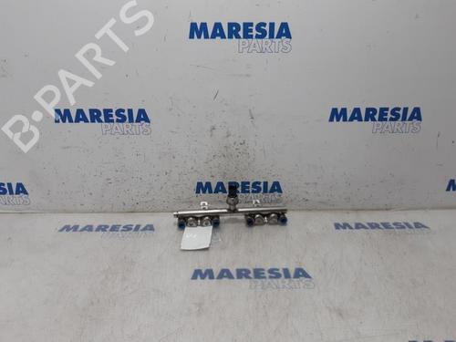 Used Injection rail Injection rail PEUGEOT 308 I (4A_, 4C_) 1.6 THP 16V (156 hp) 31485666 31485666