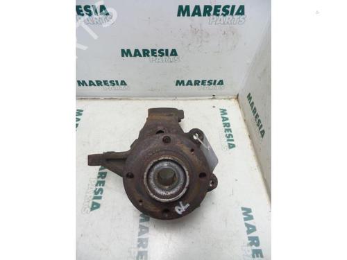 right-front-steering-knuckle-peugeot-206-hatchback-2ac-1998-1999-2000-2001-2002-2003-2004-2005-2006-2007-2008-2009-2010-2011-2012-31389282 main image