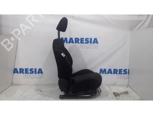 Left front seat PEUGEOT 208 I (CA_, CC_) 1.2 VTi 68 / PureTech 68 | BP31486826C15