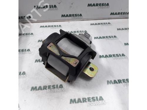 rear-center-seatbelt-renault-megane-scenic-ja01_-1996-1997-1998-1999-2000-2001-31450204 main image