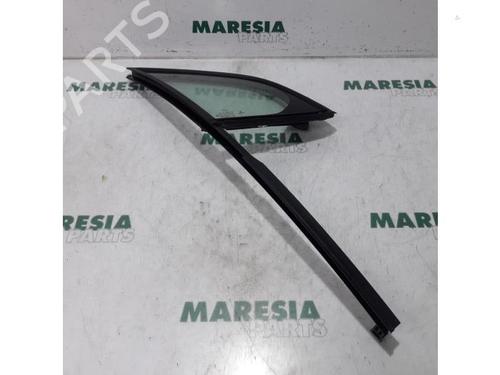 Used Front right quarter glass Front right quarter glass CITROËN C3 II (SC_) 1.2 VTi 82 (82 hp) 31393762 31393762