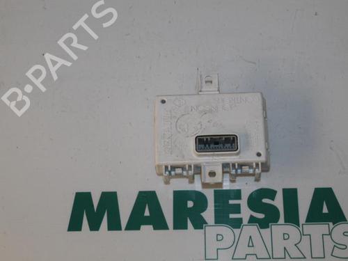 Used Control unit RENAULT MEGANE III Grandtour (KZ0/1) 1.5 dCi (KZ09, KZ0D, KZ1G, KZ29, KZ14, KZ1W, KZ10, KZ1F,... (110 hp) 31445278