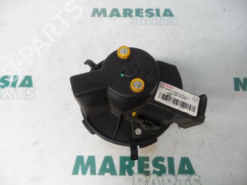 Used Heater blower motor FIAT 500 (312_) 0.9 (312AXG1A, 312.AXG11) (86 hp) 31490410
