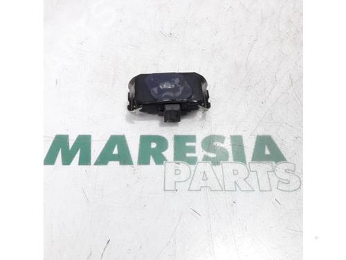 Used Electronic sensor FIAT SCUDO Van (270_, 272_) 2.0 D Multijet (120 hp) 31412786