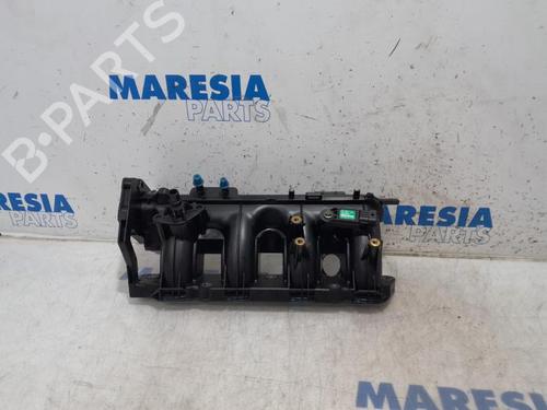 Used Injection rail Injection rail RENAULT MEGANE III Grandtour (KZ0/1) 1.4 TCe (KZ0F, KZ1V) (130 hp) 31406560 31406560