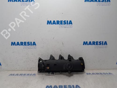 Used Valve cover RENAULT CLIO IV (BH_) 1.5 dCi 90 (90 hp) 31473781