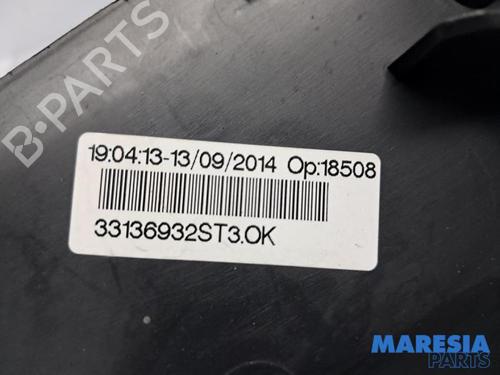 Fuse box PEUGEOT 308 SW II (LC_, LJ_, LR_, LX_, L4_) 1.2 THP 110 | BP31533099E1