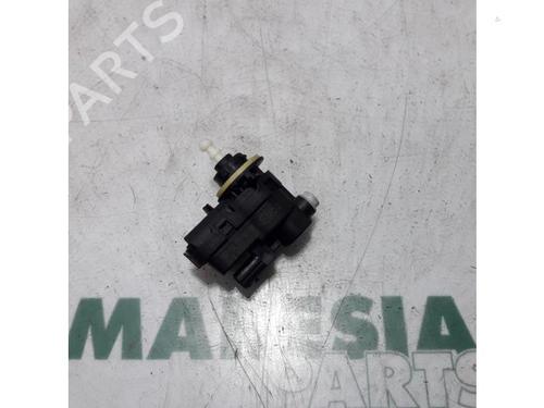 headlight-adjuster-motor-renault-scenic-iii-jz01_-2008-2009-2010-2011-2012-2013-2014-2015-2016-31394802 main image
