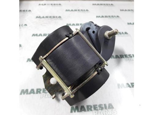 Used Rear right seatbelt RENAULT ESPACE III (JE0_) 3.0 V6 24V (JE0G, JE0R) (190 hp) 31470451