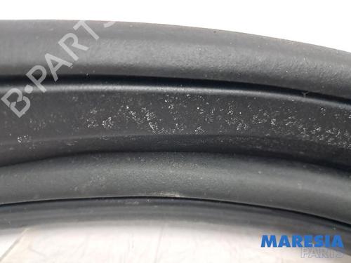 Used Rubber door seal Rubber door seal 36985625 36985625