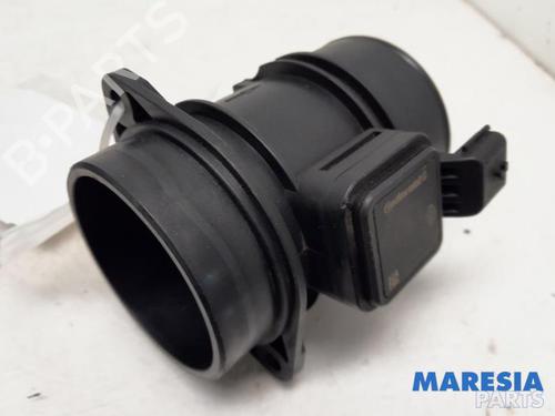 Used Mass air flow sensor RENAULT CLIO IV Grandtour (KH_) 1.5 dCi 90 (KHN3, KHN4) (90 hp) 31425722