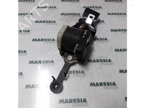 Used Front right seatbelt RENAULT CLIO II (BB_, CB_) 1.2 16V (BB05, BB0W, BB11, BB27, BB2T, BB2U, BB2V, CB05,... (75 hp) 31518715