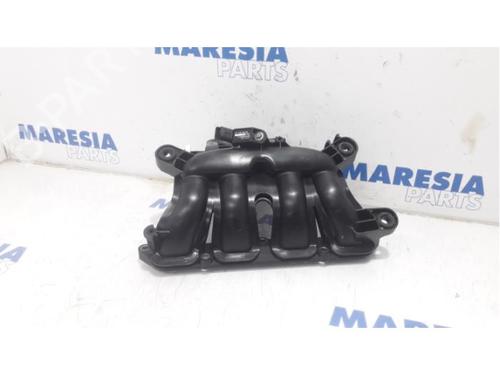 Used Injection rail Injection rail PEUGEOT 207 CC (WD_) 1.6 16V Turbo (150 hp) 31518133 31518133