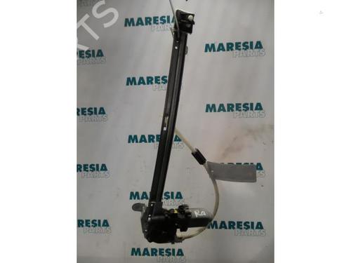 Used Rear right window mechanism RENAULT LAGUNA II (BG0/1_) 1.6 16V (BG0A, BG0L) (107 hp) 31430801