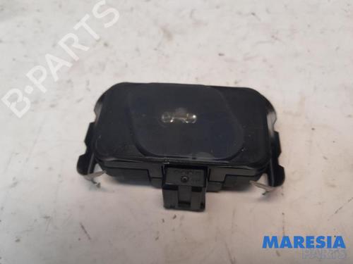 Used Electronic sensor PEUGEOT EXPERT Van (VF3A_, VF3U_, VF3X_) 2.0 HDi 130 (128 hp) 31389089