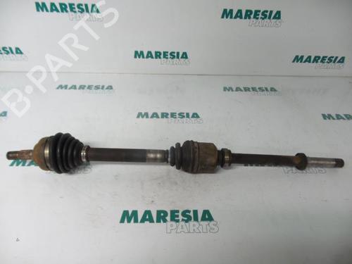 Used Right front driveshaft CITROËN BERLINGO / BERLINGO FIRST Box Body/MPV (M_) 1.9 D 70 (MBWJZ, MCWJZ) (69 hp) 31526010