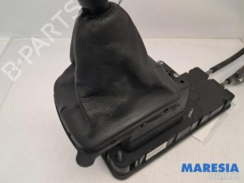 Gear lever CITROËN C4 Picasso II 1.6 THP 155 | BP31487902M90