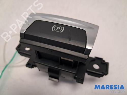 switch-peugeot-308-sw-ii-lc_-lj_-lr_-lx_-l4_-2014-2015-2016-2017-2018-2019-2020-2021-31388634 main image