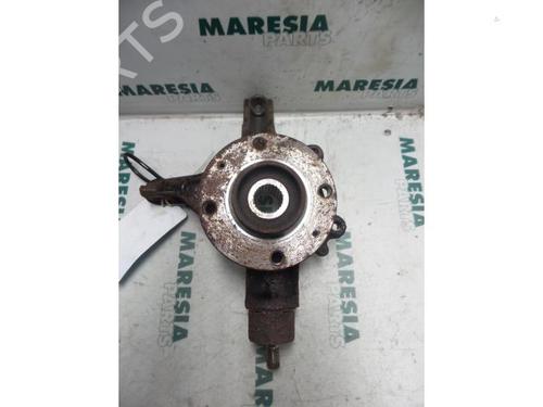 Used Right front steering knuckle PEUGEOT 308 I (4A_, 4C_) 1.6 16V (120 hp) 31515896