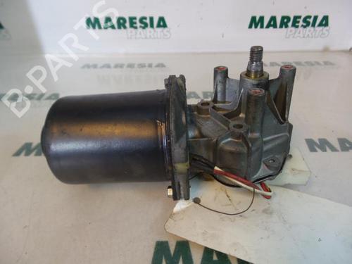 Used Front wiper motor PEUGEOT 106 II (1A_, 1C_) 1.5 D (55 hp) 31449461