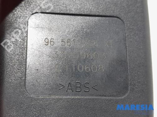 Seat buckle CITROËN C5 III (RD_) 1.8 16V (RD6FXC) | BP31431279I32