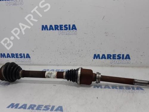Used Right front driveshaft PEUGEOT 208 I (CA_, CC_) 1.6 HDi (92 hp) 31472263