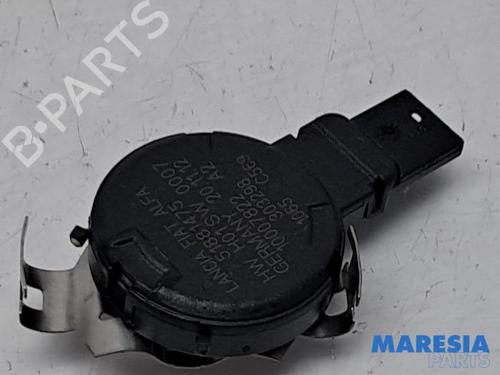 Used Electronic sensor FIAT 500L (351_, 352_) 0.9 (199LYC1B) (105 hp) 31506177