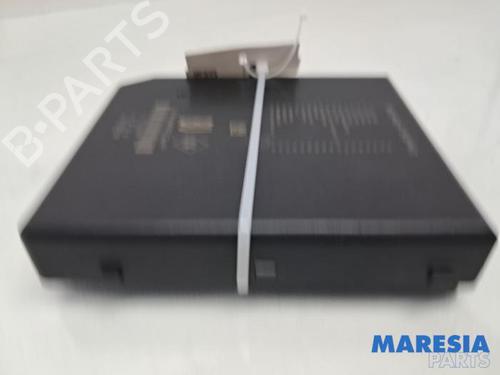 Fuse box RENAULT MEGANE IV Hatchback (B9A/M/N_) 1.2 TCe 130 (B9MR) | BP31428558E1