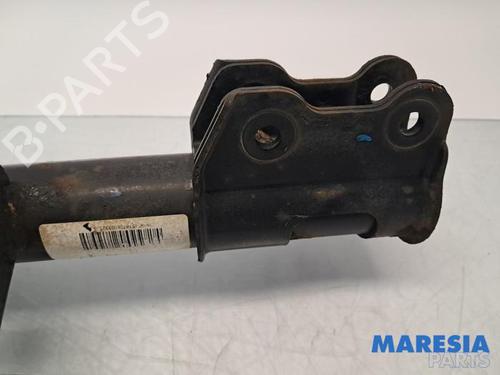 Right front shock absorber FIAT 500 (312_) 0.9 (312AXG1A, 312.AXG11) | BP33411277M17 - Image 2