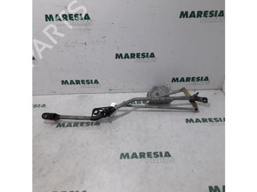 front-wipers-mechanism-renault-grand-scenic-ii-jm01_-2004-2005-2006-2007-2008-2009-31450447 main image