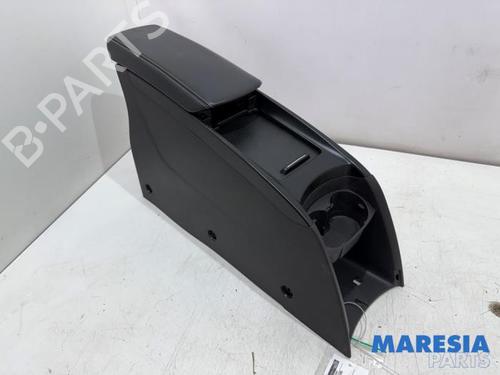 Console central RENAULT SCÉNIC IV (J9_) 1.3 TCe 140 (140 hp) 31429512