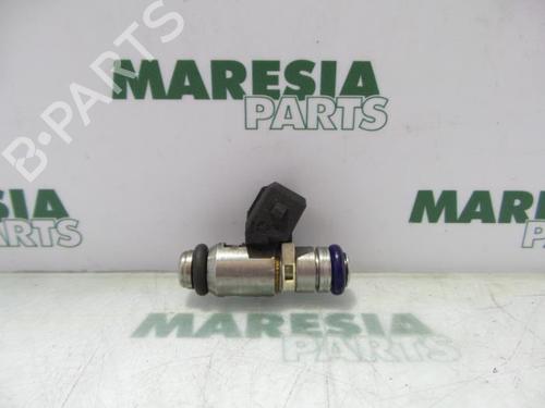 Used Injector FIAT PANDA (169_) 1.2 (169.AXB11, 169.AXB1A) (60 hp) 31497329