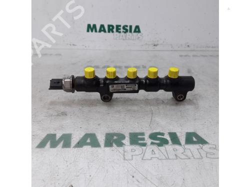 injection-rail-peugeot-207-sw-wk_-2007-2008-2009-2010-2011-2012-2013-31496083 main image