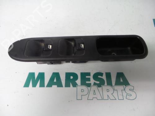 Used Switch PEUGEOT 307 (3A/C) 1.6 16V (109 hp) 31432232