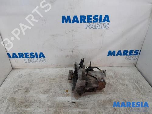 Used Gearbox RENAULT WIND (E4M_) 1.2 TCe 100 (E4MF) (102 hp) 31500021