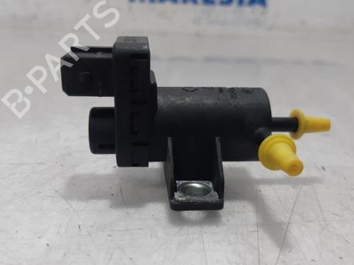 Electronic sensor RENAULT MEGANE IV Hatchback (B9A/M/N_) 1.2 TCe 100 (B9MS) | BP31481815M84