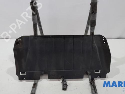 Used Upper protection RENAULT CLIO III Grandtour (KR0/1_) 1.2 16V (KR0P) (101 hp) 31483285