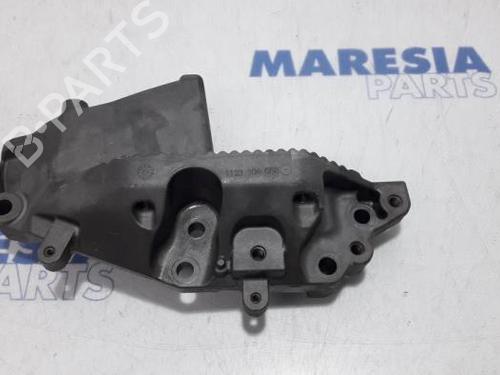 Used Gearbox mount RENAULT MASTER III Van (FV) 2.3 dCi 180 FWD (FV04, FV07) (179 hp) 31509946