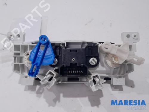 Climate control RENAULT TRAFIC III Van (FG_) 1.6 dCi 95 (FGMJ, FGMR) | BP31400409I5
