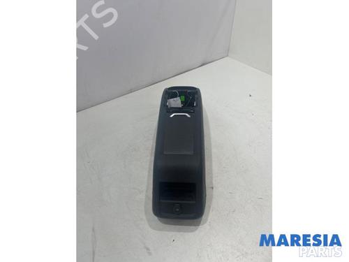 Middle console CITROËN C4 Grand Picasso II (DA_, DE_) 1.6 THP 155 | BP31472643I22 