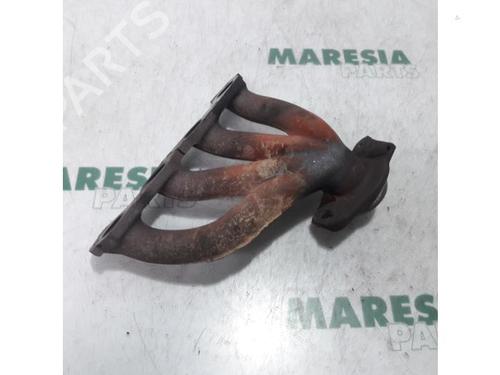Used Exhaust manifold RENAULT CLIO III (BR0/1, CR0/1) 1.2 16V (BR02, BR0J, BR11, CR02, CR0J, CR11) (75 hp) 31388390