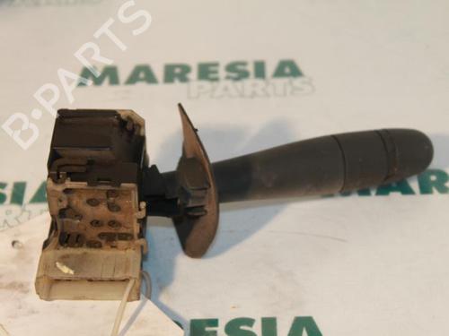 Used Steering column stalk RENAULT MEGANE I Coach (DA0/1_) 1.6 e (DA0F) (90 hp) 31449427