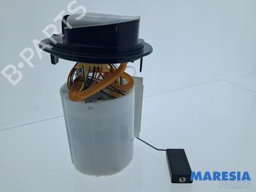 Used Fuel pump PEUGEOT 2008 I (CU_) 1.2 THP 110 / PureTech 110 (110 hp) 32197301
