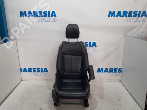 Used Right front seat PEUGEOT 5008 (0U_, 0E_) 1.6 HDi (112 hp) 31491226