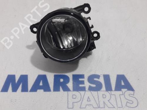 Used Right front fog light OPEL VIVARO B Van (X82) 1.6 CDTI (05) (120 hp) 31434278